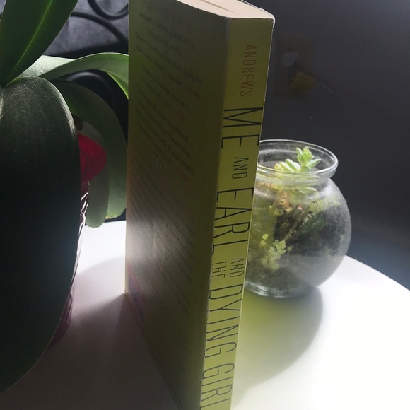 Book - Picture 5 of 8